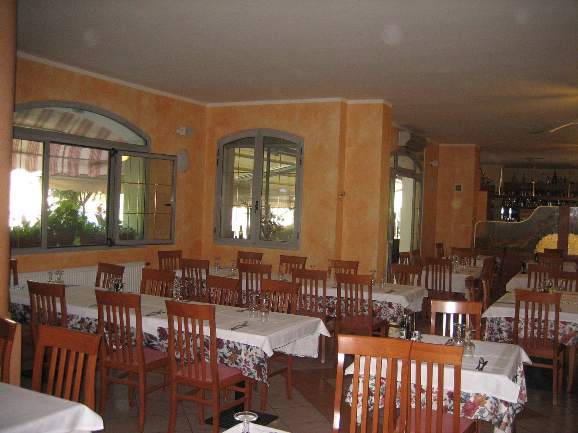 Albergo Ristorante Sterlina Grizzana Bagian luar foto
